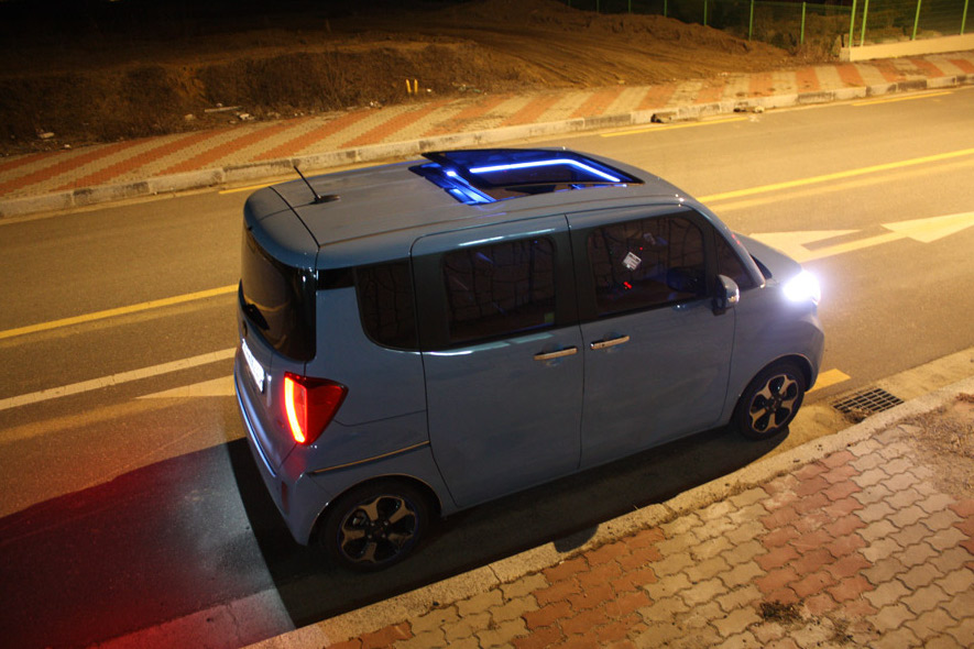 固定式全景天窗-氛围灯6